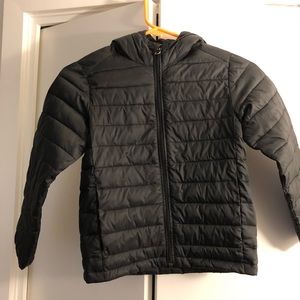 EUC Amazon Essentials boys lightweight jacket